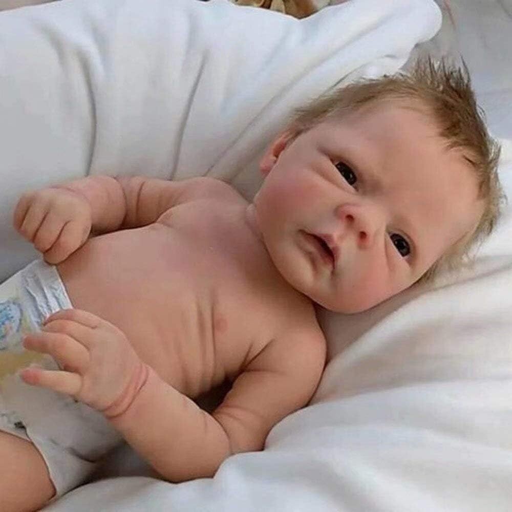 18" Lifelike Reborn Baby Boy Doll - Weighted Soft Body for Realistic Play