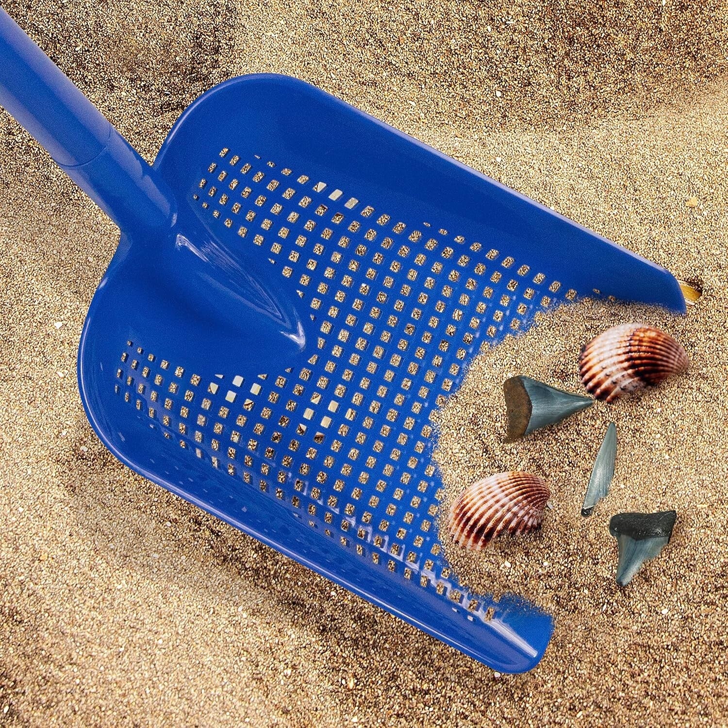 Lightweight Beach Sifter & Shovel – Ideal for Treasure Hunting & Easy Cleanup