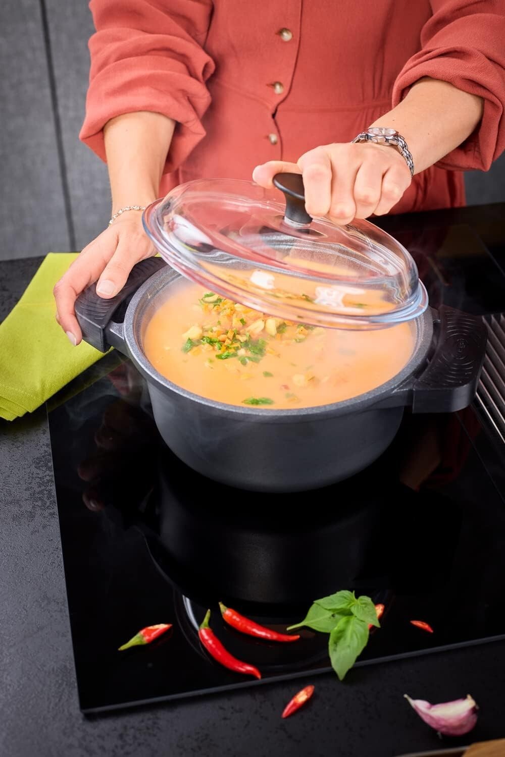 5.4-Ounce Stainless Steel Serving Ladle with Rounded Handle - Elegant Design