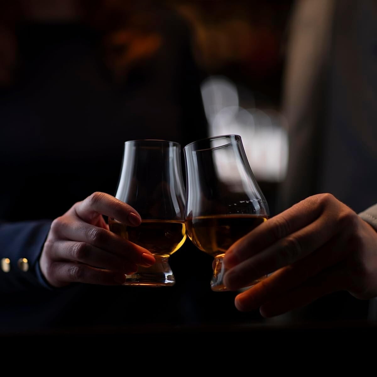 Premium Whiskey Glasses Gift Set - 6 Dishwasher Safe, Lead-Free Crystal Pieces