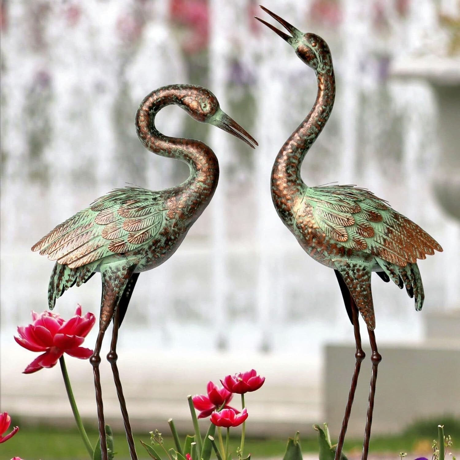 Elegant Hand-Painted Heron Garden Statue - Perfect Outdoor Gift for All Seasons