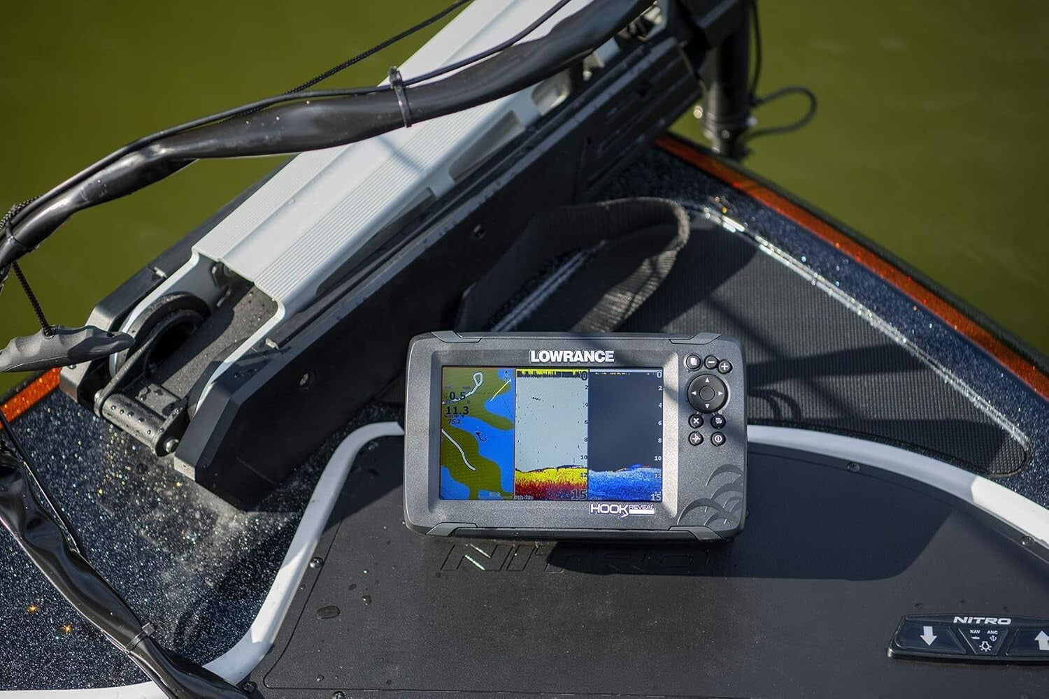 HOOK Reveal 5" Fish Finder with High-Detail Inland Maps & SplitShot Transducer