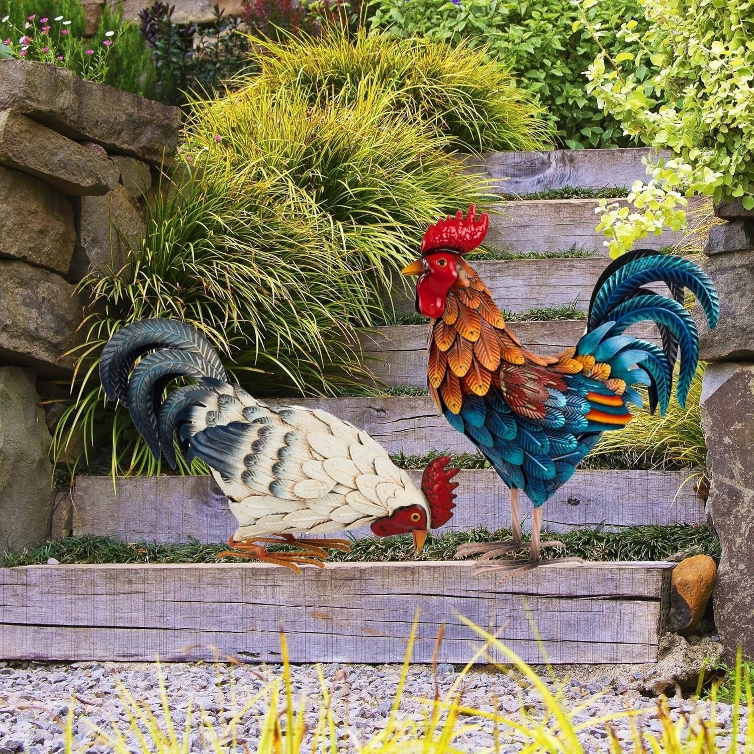 Weather-Resistant Outdoor Chicken Statues for Vibrant Lawn Decoration