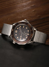 Load image into Gallery viewer, Elegant Milanese Mesh Watch Strap - Stylish Stainless Steel Band for All Watches