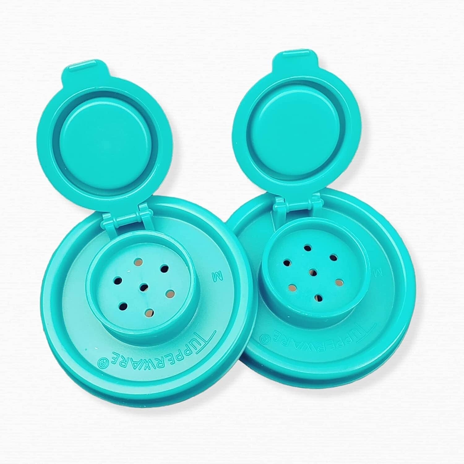 Chic Caribbean Blue Hourglass Salt and Pepper Shaker Set - Durable & Functional