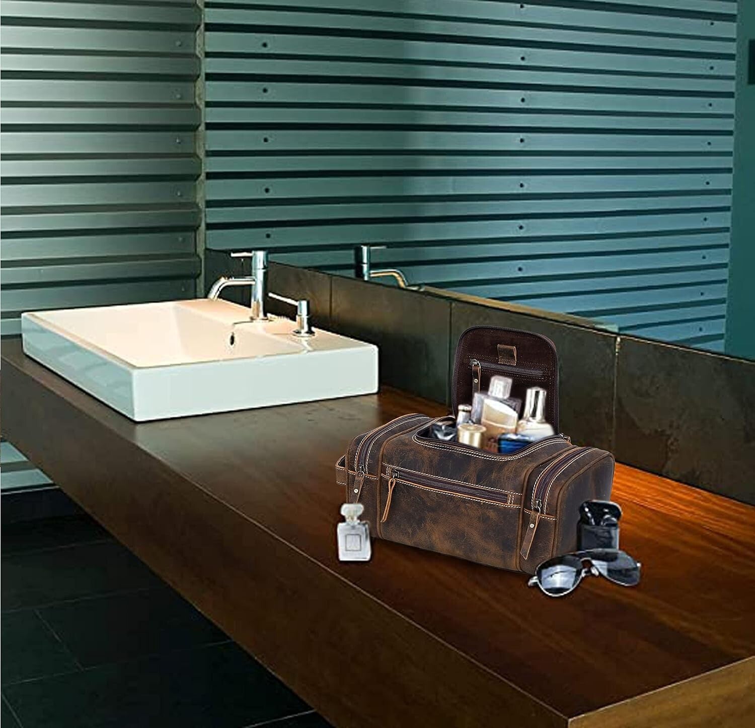 Elegant Leather Toiletry Bag for Men - Spacious & Stylish Travel Essentials