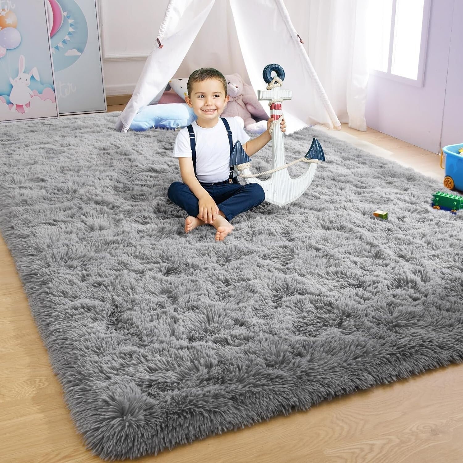 Durable 6' x 9' Machine Made Grey Area Rug - Water-Resistant Indoor Soft Carpet