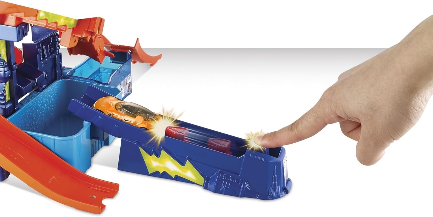 Exciting Color Shifters Lab Playset with Release Lever and Car - Thrilling Races