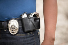 Load image into Gallery viewer, Self-Locking Open Top Magazine Holder for Glock with Slip Pocket Convenience