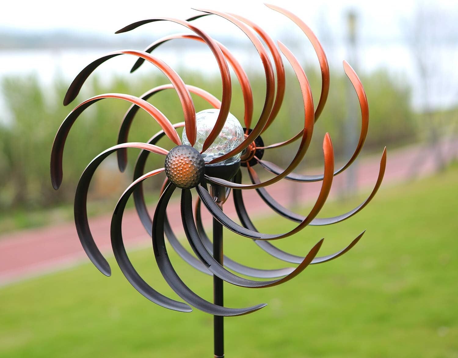 Bronze Solar Wind Spinner - Illuminate Your Lawn with Stylish Kinetic Motion