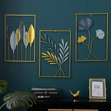 Load image into Gallery viewer, Gold Leaf Wall Decor Set of 3 - Modern Metal Art for Luxurious Home Spaces