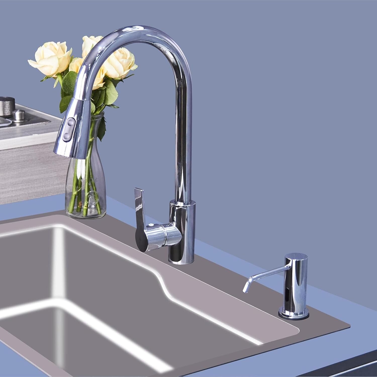 Sleek Touchless Soap Dispenser - High Capacity Brass Design for Hygienic Spaces