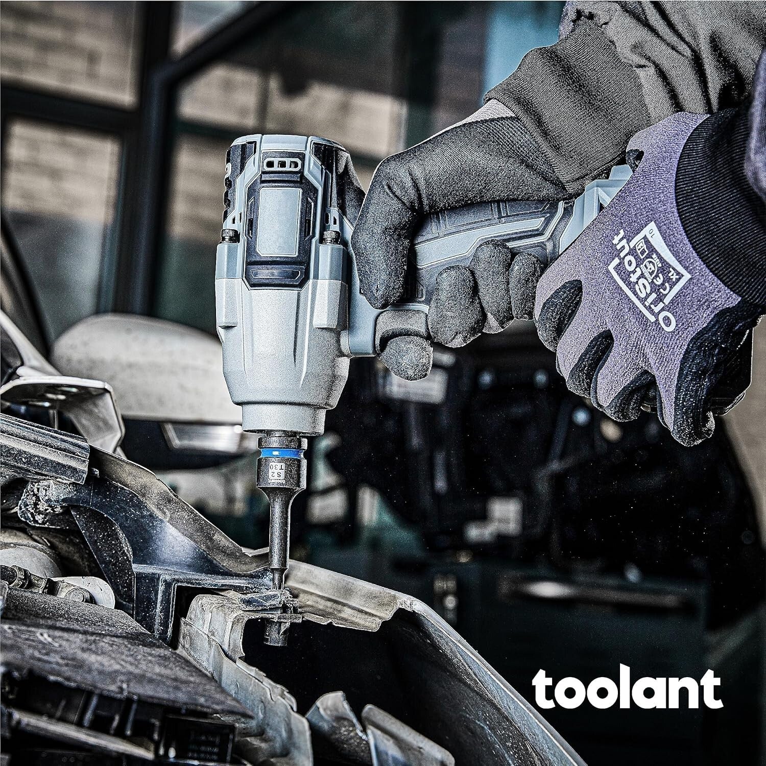 Impact-Resistant Torx Bit Socket Set - 8 Pieces T30-T70 with High Strength Steel