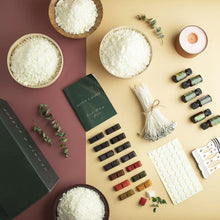 Load image into Gallery viewer, 10 lb Natural Soy Wax Kit with Wicks, Stickers, &amp; Fragrance for Beginners