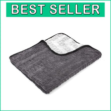 Load image into Gallery viewer, Machine Washable 900 GSM Microfiber Car Drying Towel - 30x36 inches Rectangular