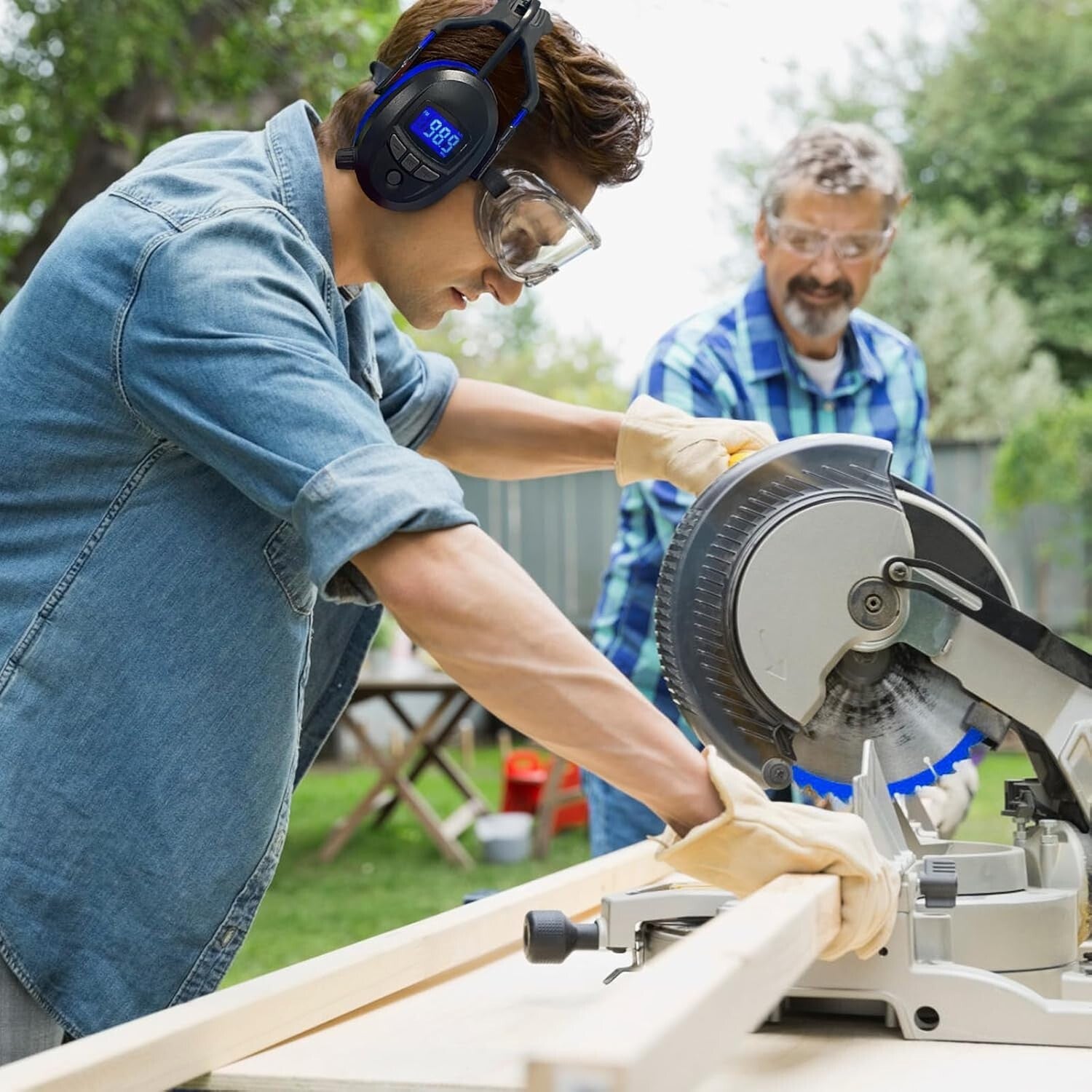 Advanced Bluetooth Earmuffs with FM Radio & Long-lasting Rechargeable Battery