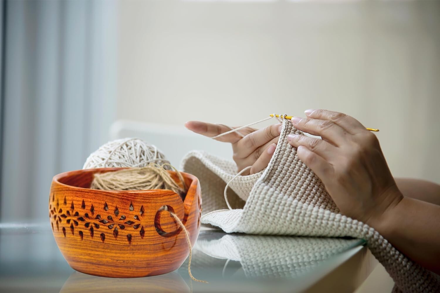 Large Round Yarn Storage Bowl in Solid Rosewood – Ideal for Knitting & Crochet
