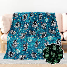 Load image into Gallery viewer, Cute Glow in the Dark Axolotl Blanket - Machine Washable Twin Size Comfort