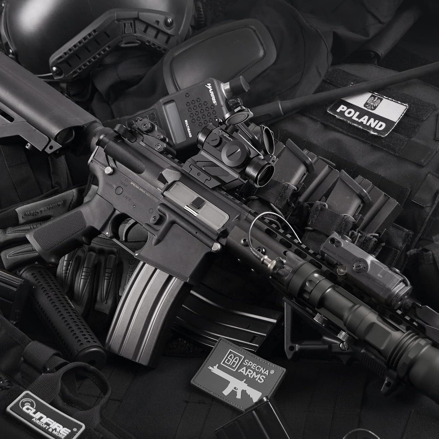 Compact and Lightweight Red Dot Sight with Anti-Reflection and Co-Witness Mount