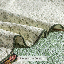 Load image into Gallery viewer, Breathable King Size Patchwork Quilt Set - Eco-Friendly Cotton Floral Design