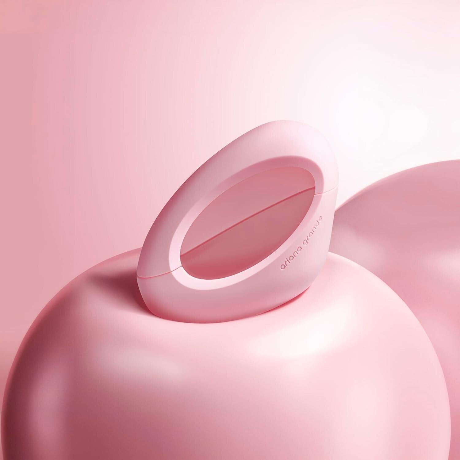 Elegant Mod Blush Liquid Fragrance: Musk and Fruity Aroma for Lasting Appeal