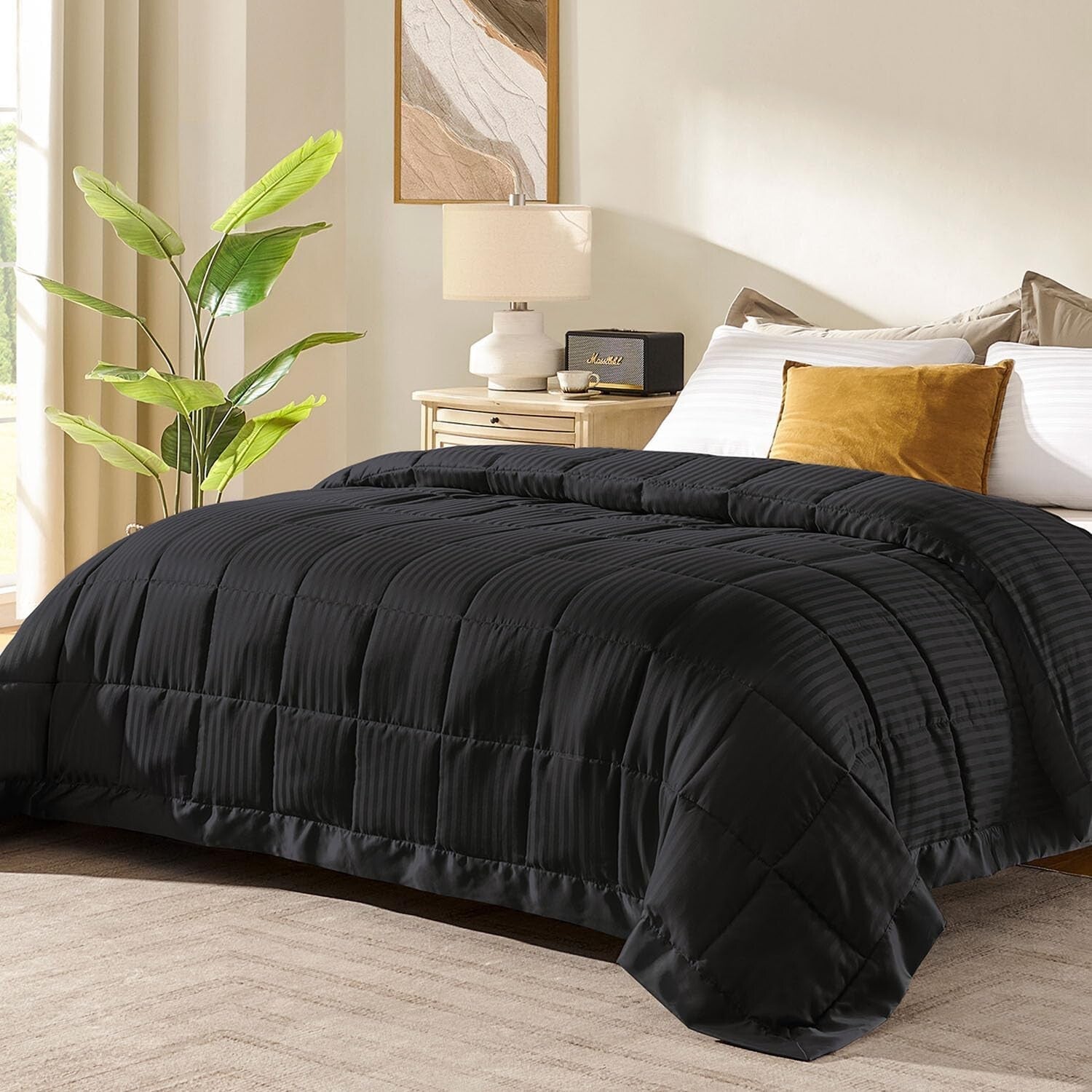 Lightweight King Size Blanket with Satin Trim - Ideal All-Season Comfort, 90x108