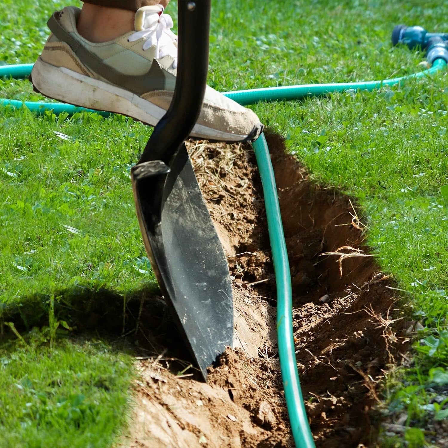 Ergonomic Fiberglass Handled Shovel for Fast and Easy Digging - 56 Inches