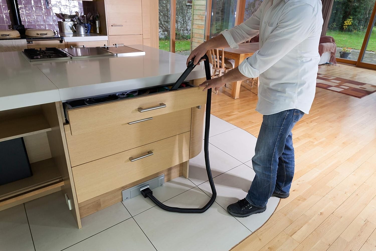 Revolutionary Built-in Kitchen Vacuum with 6-18ft Expandable Hose & Attachments