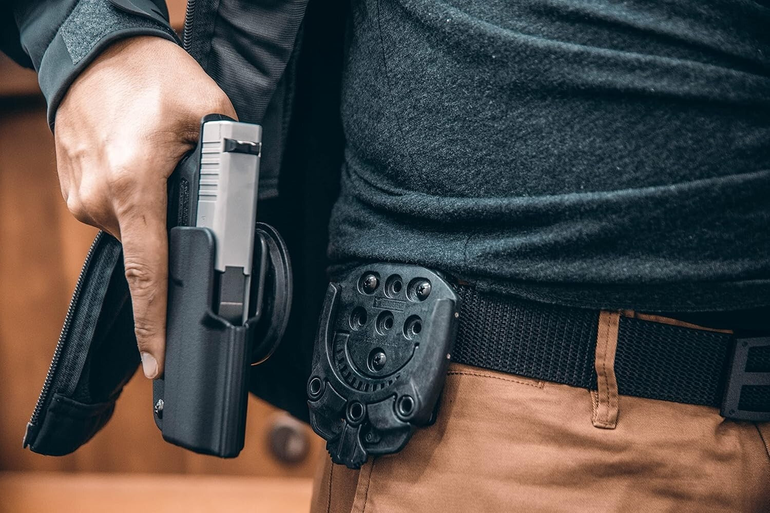 Durable Tek-Mount System for Tactical Gear – Quick Locking Attachment Included