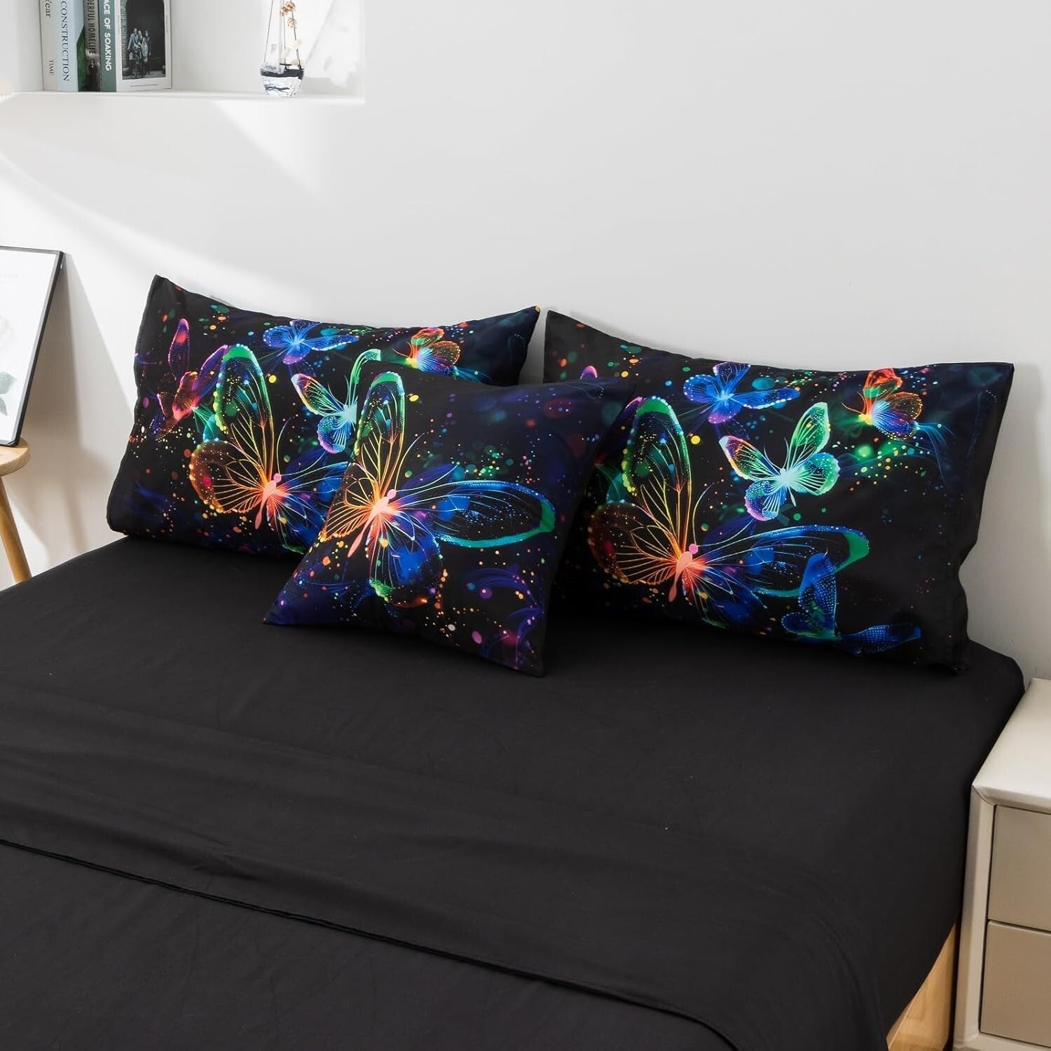 Galaxy-Themed Butterfly Printed Bedding Set - Full Comforter & Pillows Included