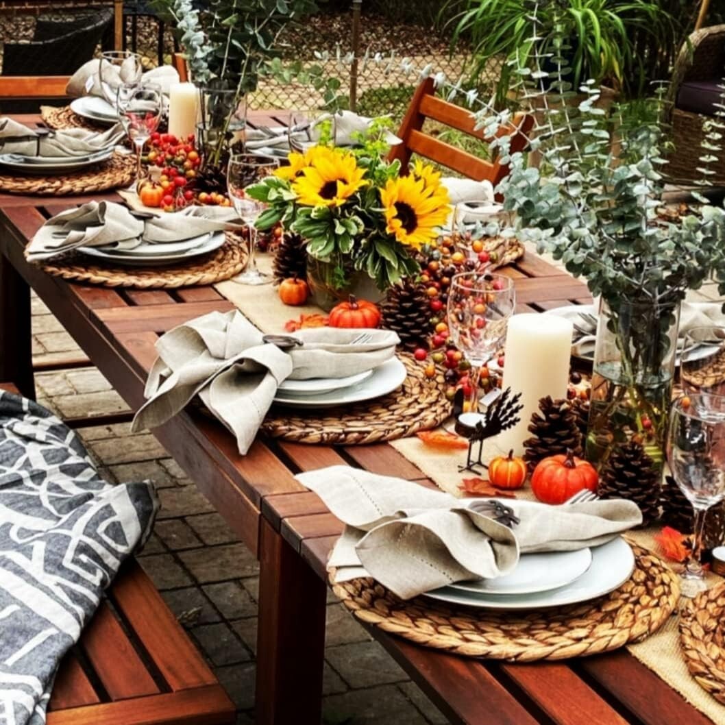 Heat-Resistant Handwoven Water Hyacinth Placemats - Stylish Round Set of 8