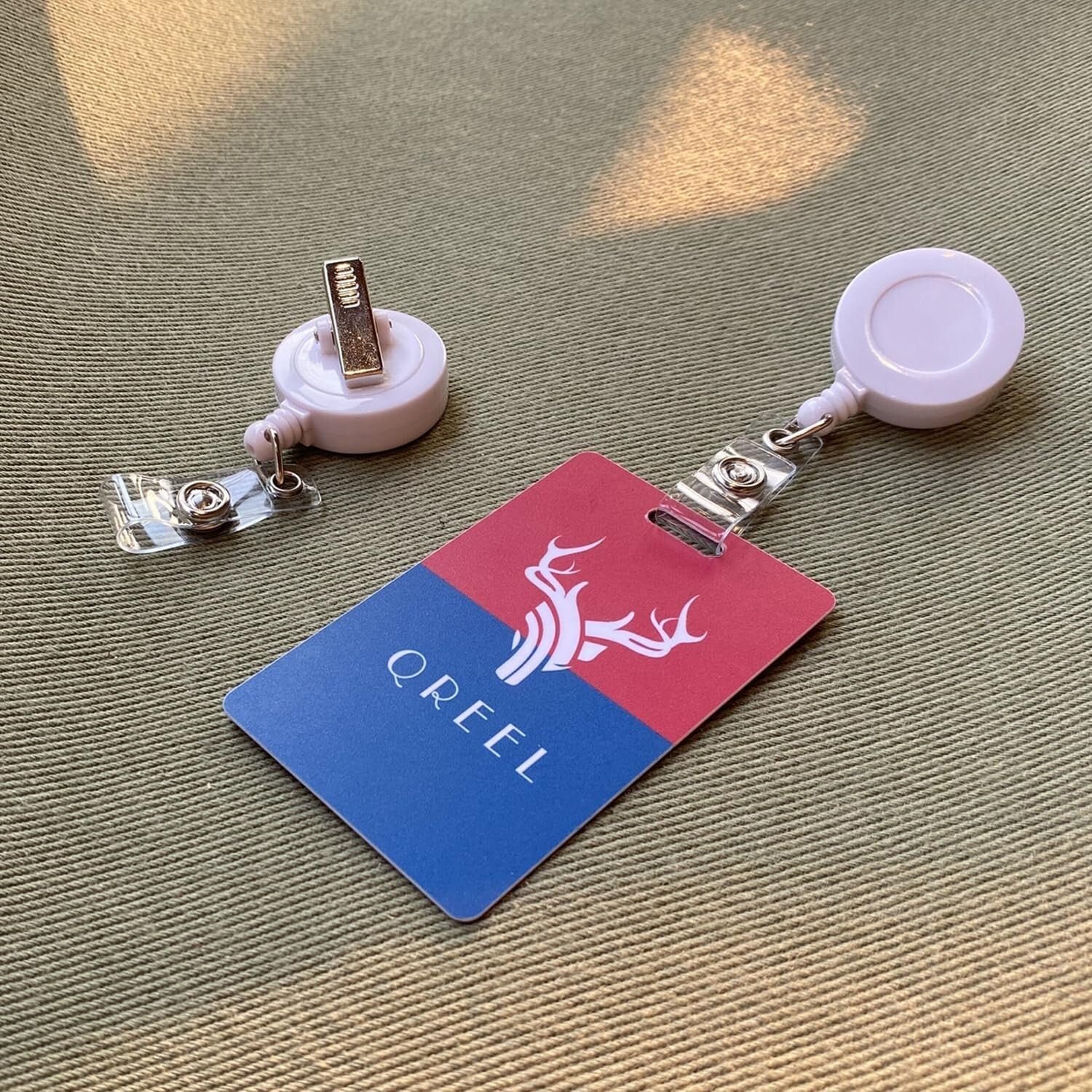 Bulk 100 White Retractable ID Badge Reels with 24-Inch Cord - Office & School