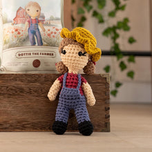 Load image into Gallery viewer, Amigurumi Farm Animal Crochet Kit - Beginner-Friendly with Video Tutorials