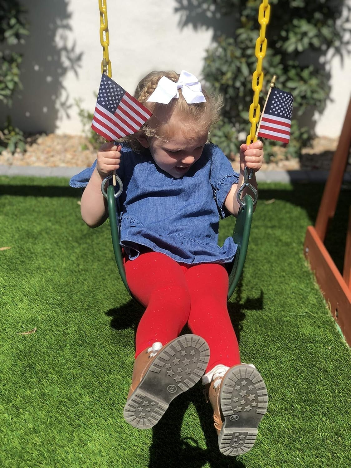 Durable 4x6" USA Flags on Sticks - Decorative Set for July 4th & Memorial Day