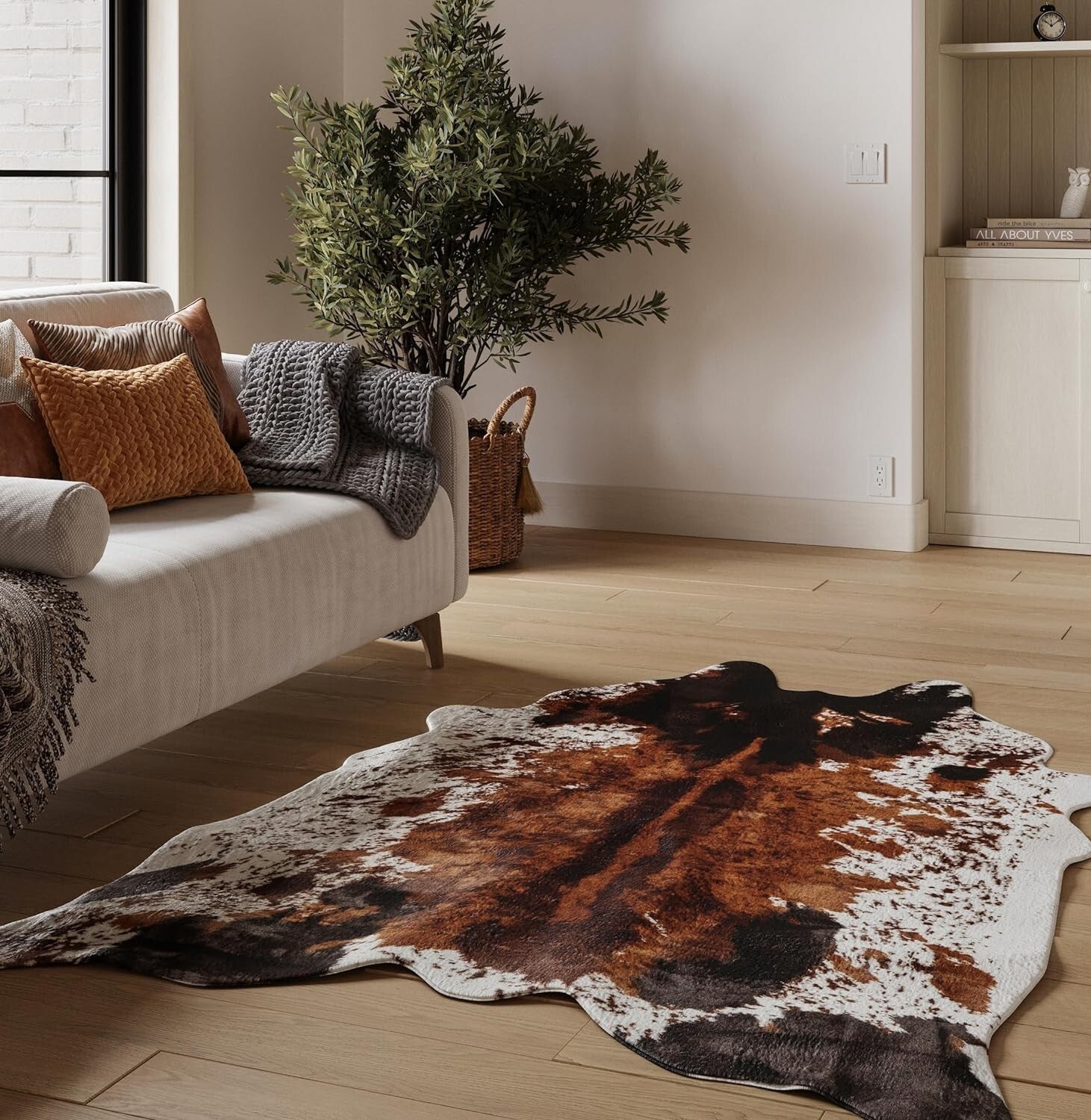 Luxe Faux Cowhide Area Rug 6.2ft x 8.2ft – Perfect for Living & Entryways