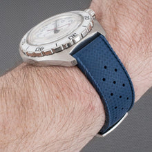 Load image into Gallery viewer, Versatile 19mm FKM Rubber Watch Strap with Stainless Steel Clasp – Quick Release