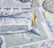Load image into Gallery viewer, Reversible Ocean-Themed Full/Queen Quilt Set with Vintage Seashell Pillow Shams