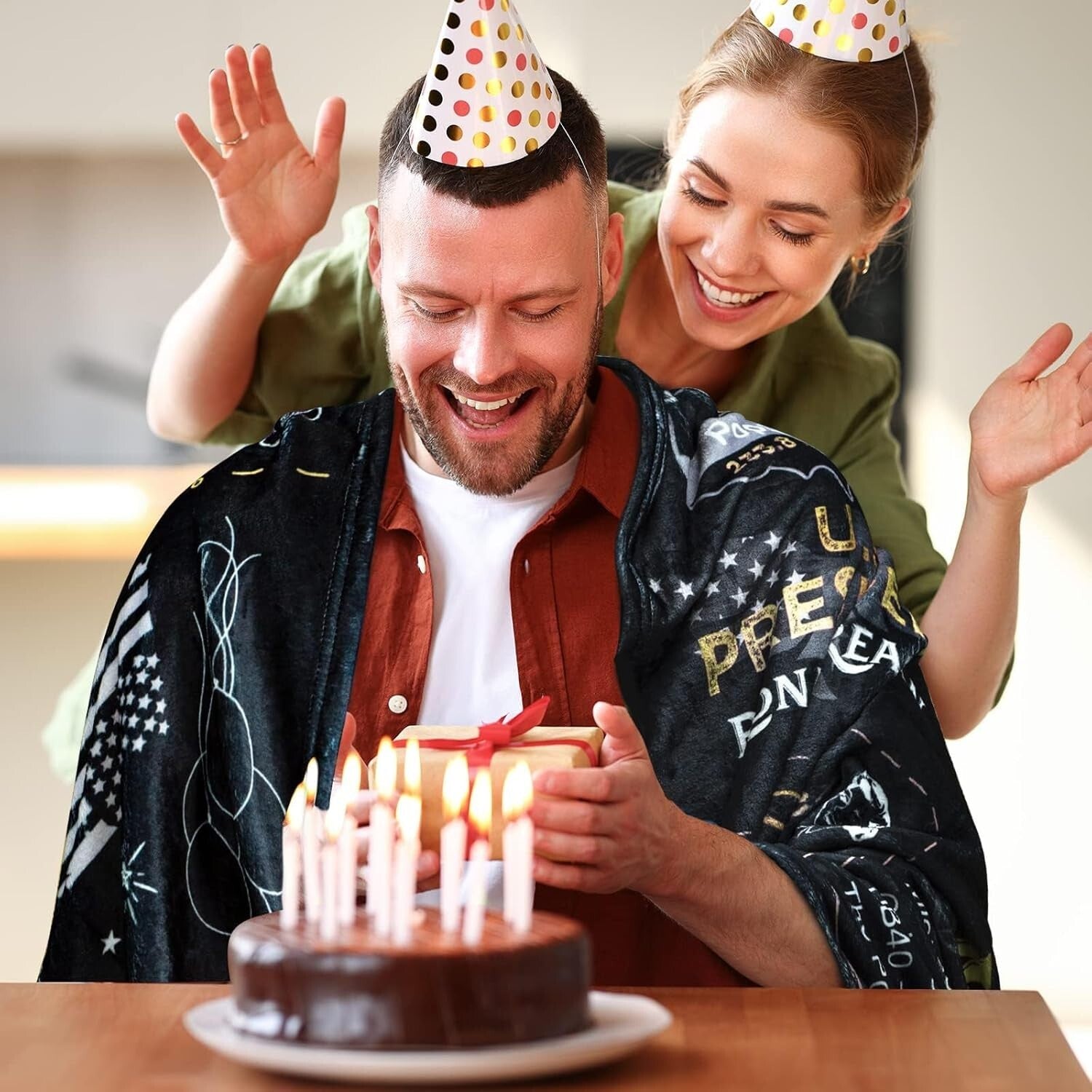 Golden 1985 Fleece Throw Blanket - Perfect 40th Birthday & Anniversary Gift