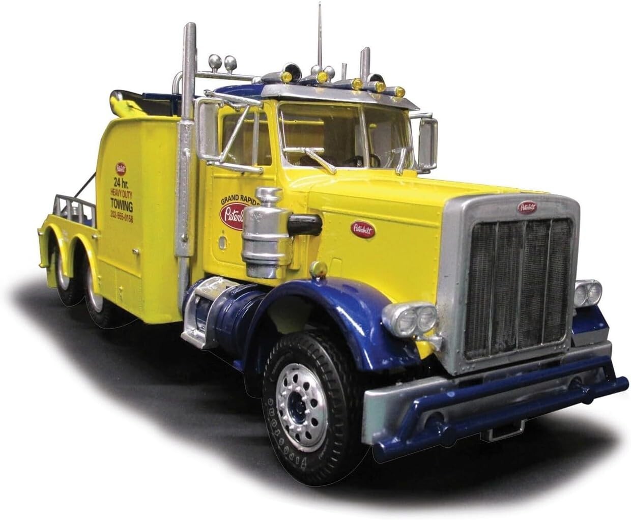 Peterbilt 359 Wrecker Model Kit - 1/25 Scale Buildable Tow Truck for All Ages