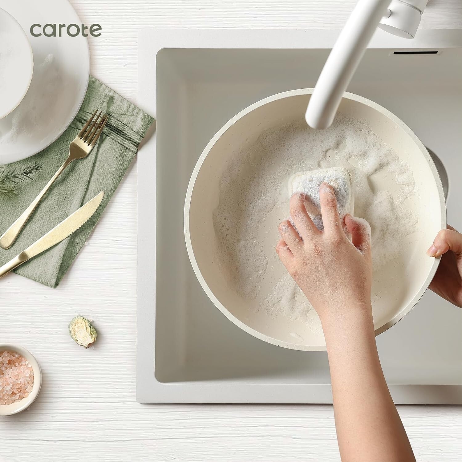 Easy-Clean 21-Piece Cookware Set with Removable Handle: Oven & Induction Safe