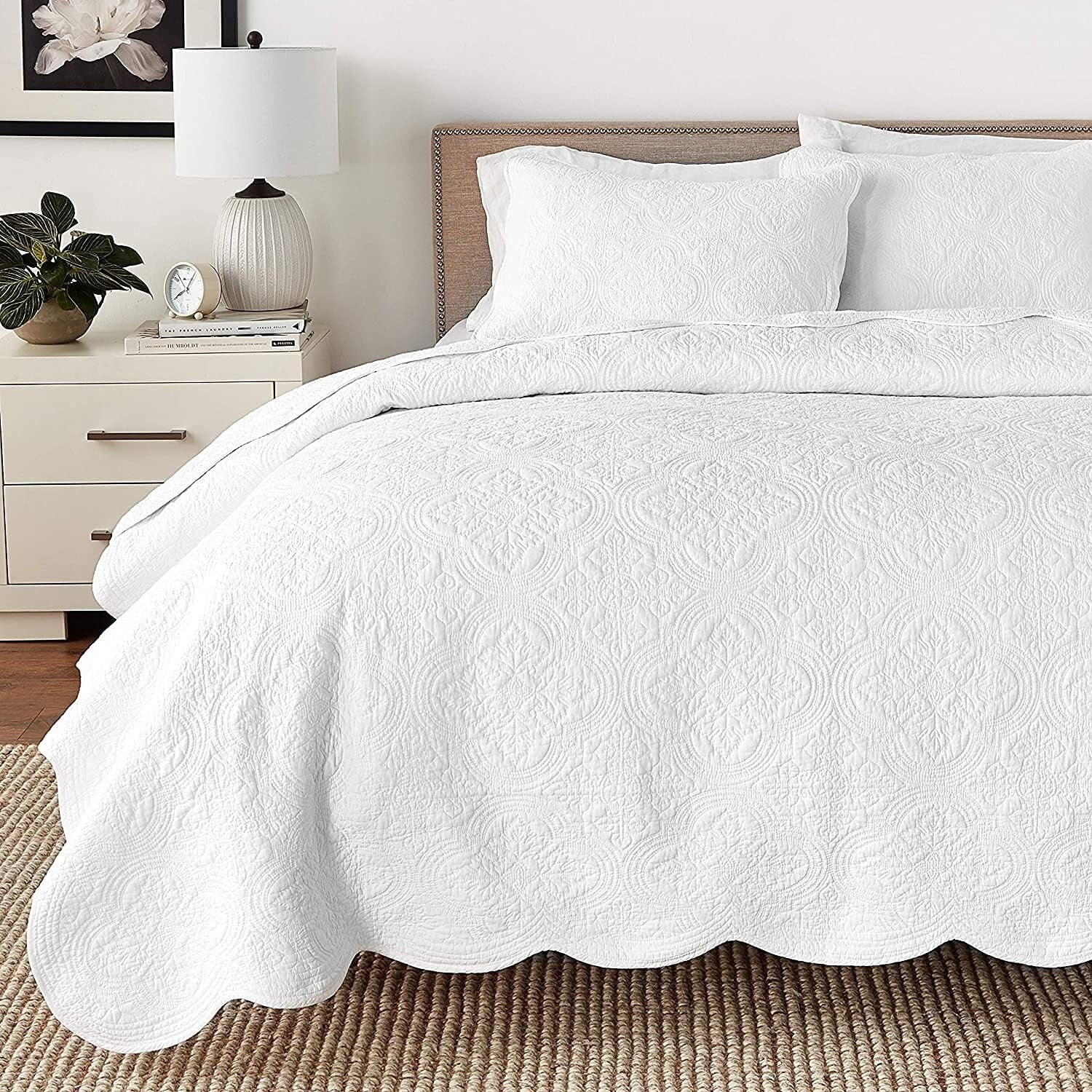 Elegant King Size 3 Piece Cotton Embossed Bedding Set - All Season Comfort