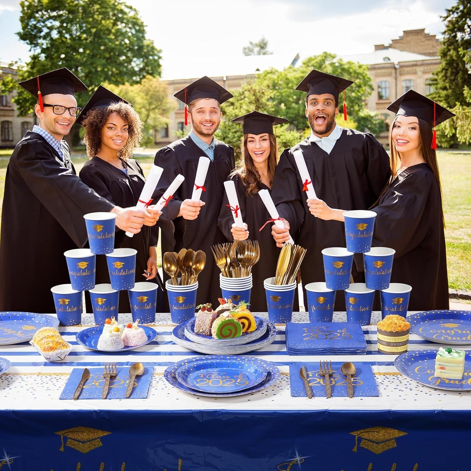 Luxurious Disposable Graduation Tableware Set: 700pcs for Class of 2025 Events