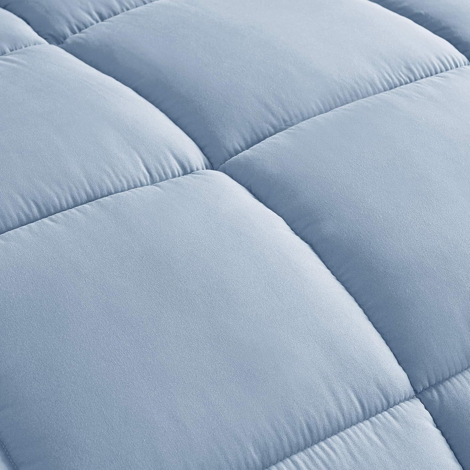 Elegant King Size Down Alternative Comforter Set - 3-Piece Lightweight Design