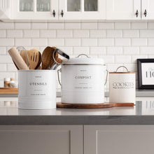 Load image into Gallery viewer, Sleek 1.3 Gallon Indoor Compost Pail with Lid – Eco-Friendly Kitchen Solution