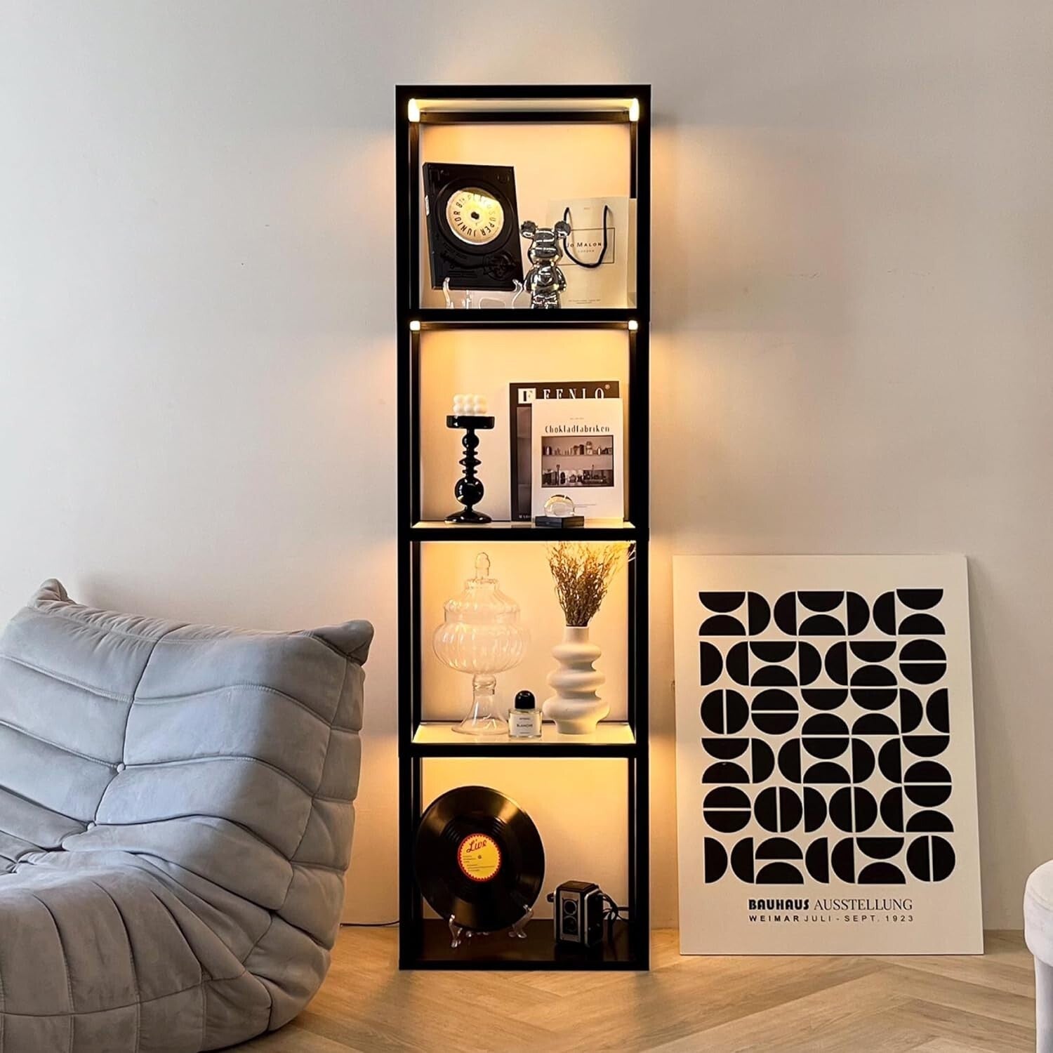 Children's Fantasy Pro LED Display Shelf with 4 Glass Shelves and Smart Lighting