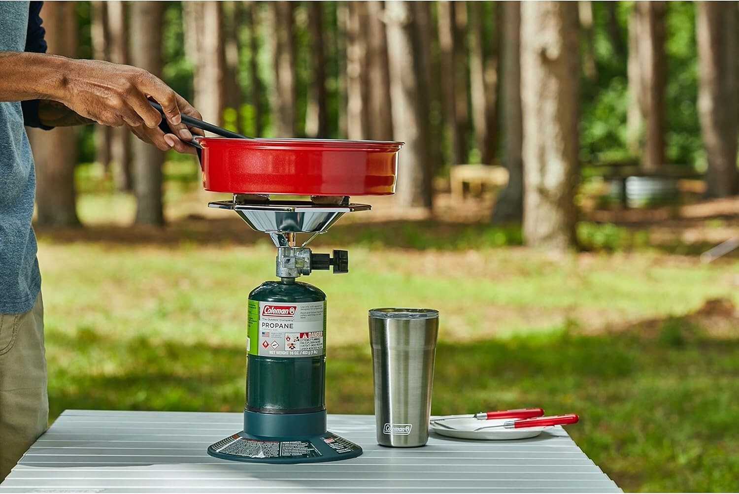 Efficient Camping Stove with 10,000 BTUs & Pressure Regulator for Outdoors