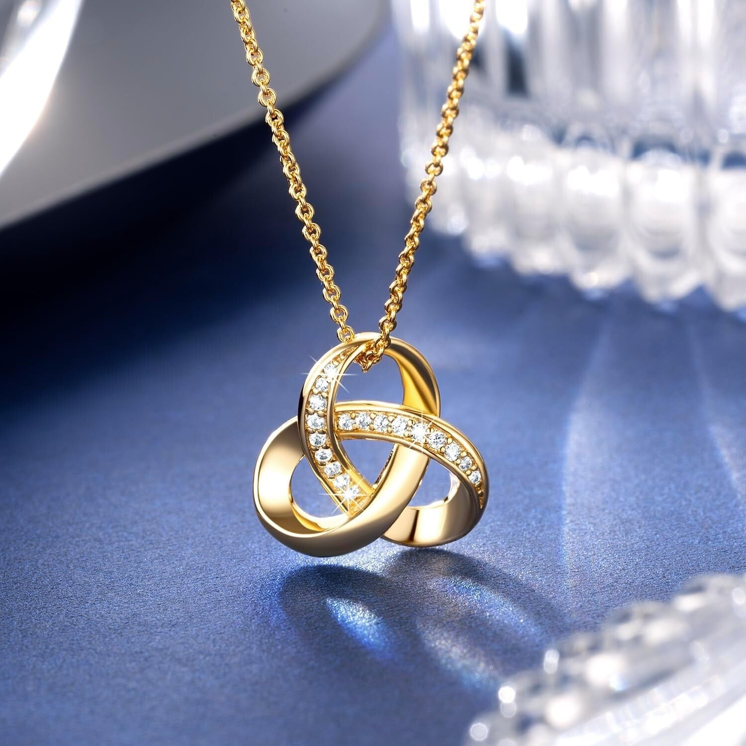 Dainty Adjustable 14K Gold Infinity Pendant Necklace for Women - 18in Sparkle