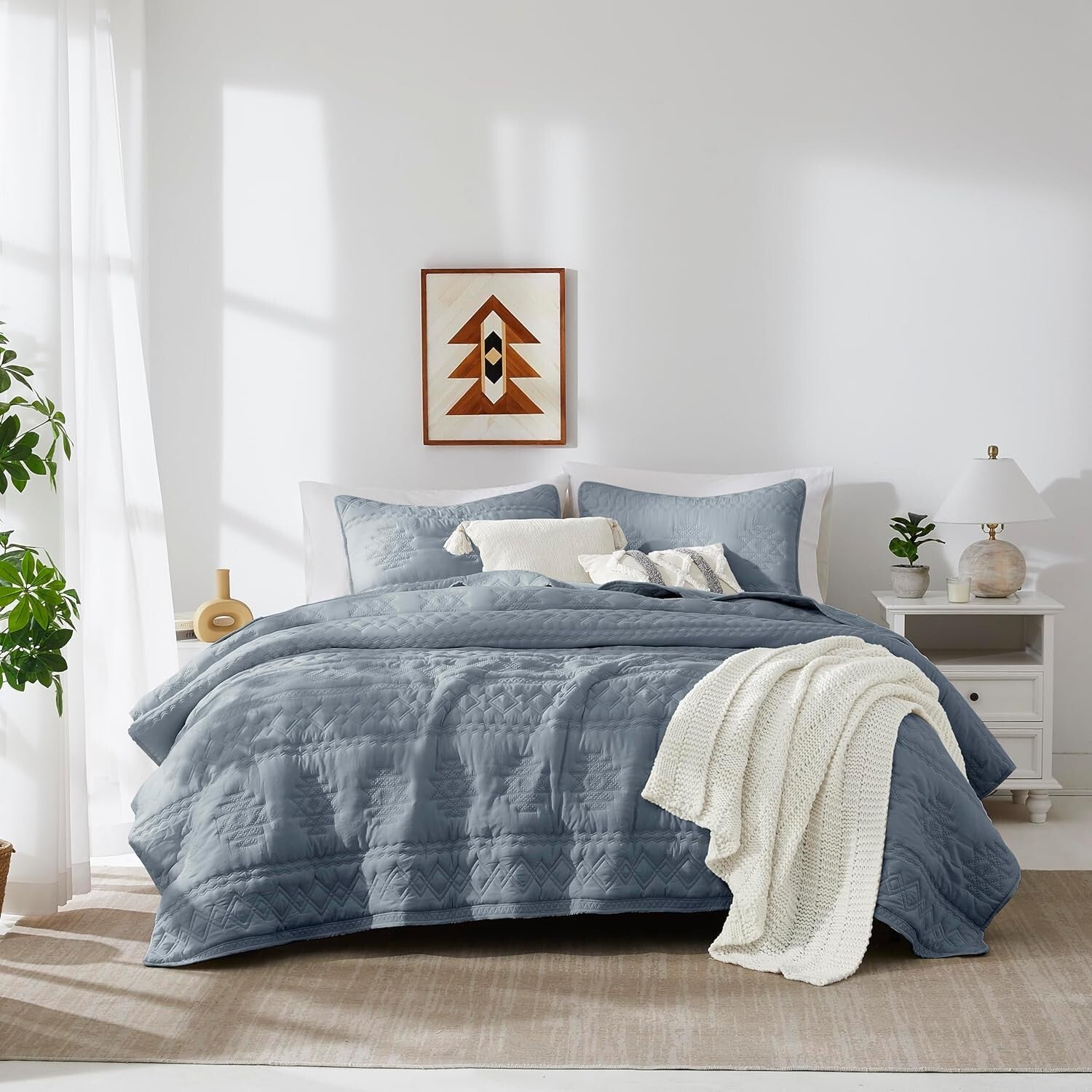 Lightweight Farmhouse Quilt Bedding Set - All Season California King Coverlet