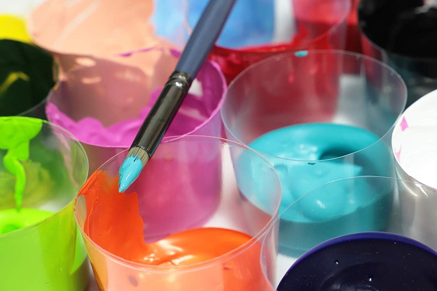 15-Piece Premium Paint Brush Set in Roll Case - Perfect for Artists Everywhere