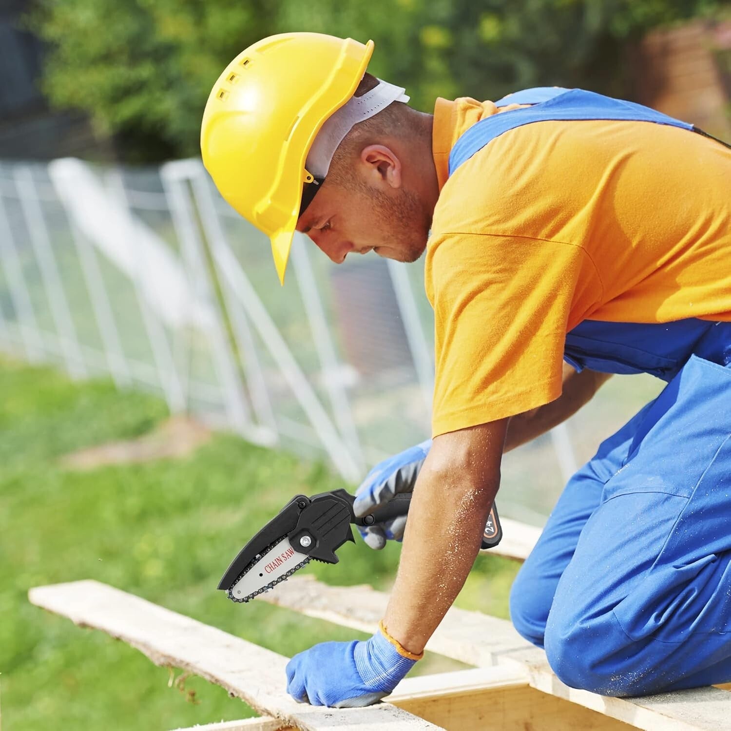 Lightweight 1.54 Lb Electric Chainsaw with Dual Batteries for Easy Pruning